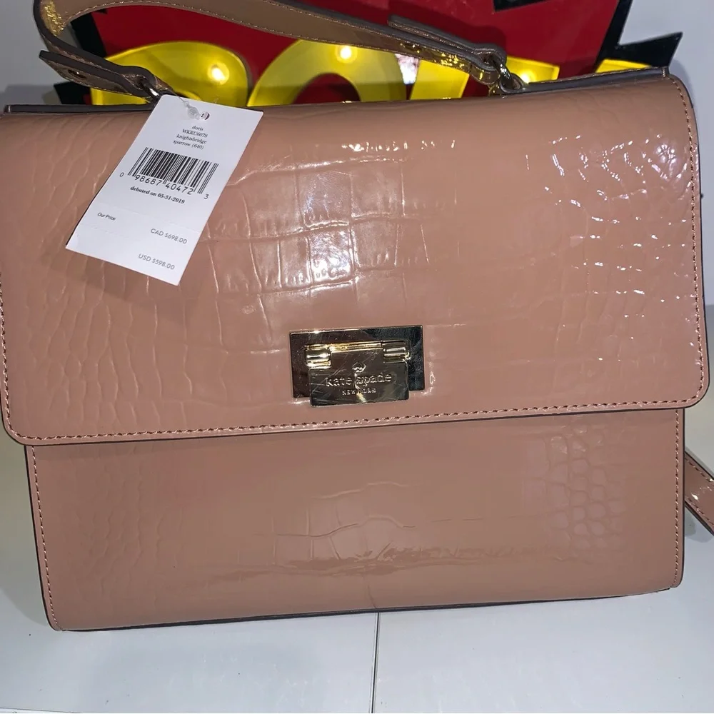 KATE SPADE NEW YORK Knightsbridge Glossy Croco-Embossed Doris Sparrow Satchel